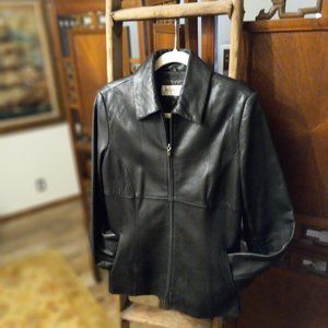 Medium Black leather Jones New York woman's jacket!
